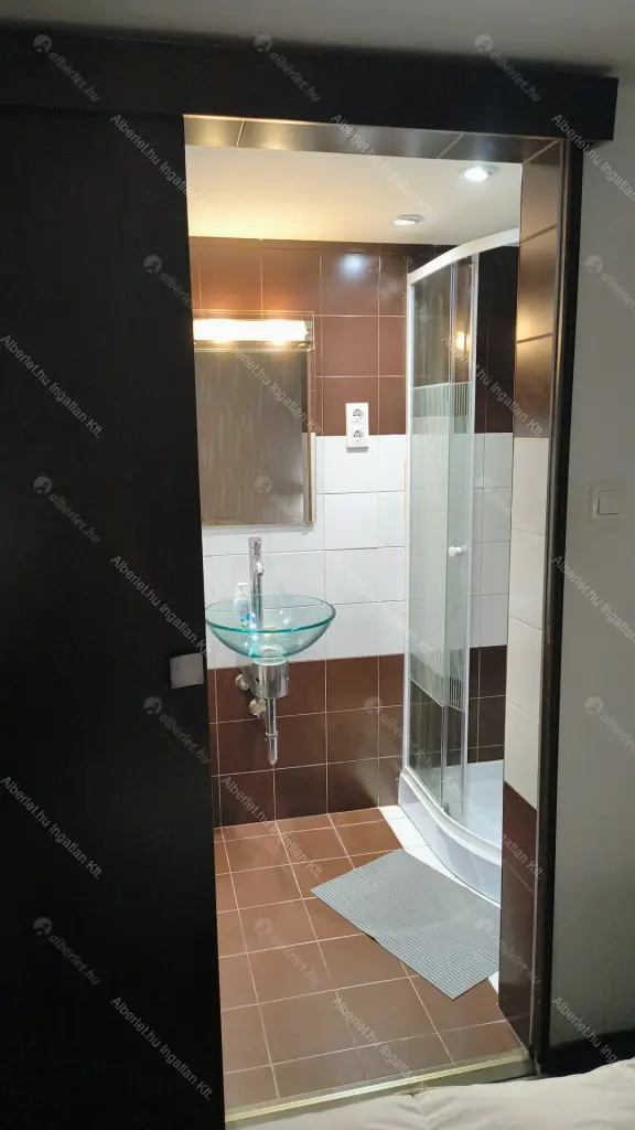 Kiadó albérlet 250000 Ft/hó áron: Budapest, VI. kerület  Dalszínház utca. Mérete: 33 nm, 1 szobás | Alberlet.hu - 6649476