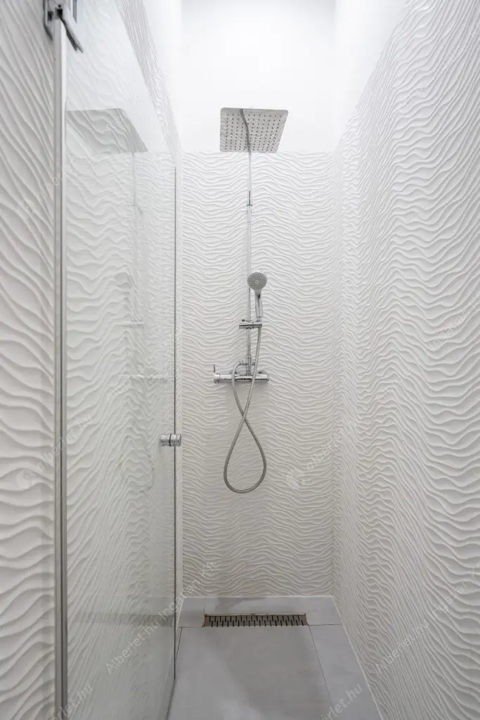 Kiadó albérlet 680000 Ft/hó áron: Budapest, VI. kerület  Dalszínház utca. Mérete: 72 nm, 3 szobás | Alberlet.hu - 6586880