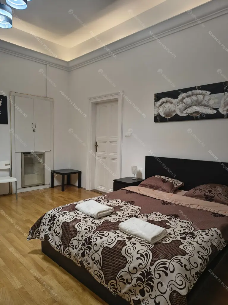 Kiadó albérlet 470000 Ft/hó áron: Budapest, VI. kerület  Dalszínház utca. Mérete: 95 nm, 2 szobás | Alberlet.hu - 6647336