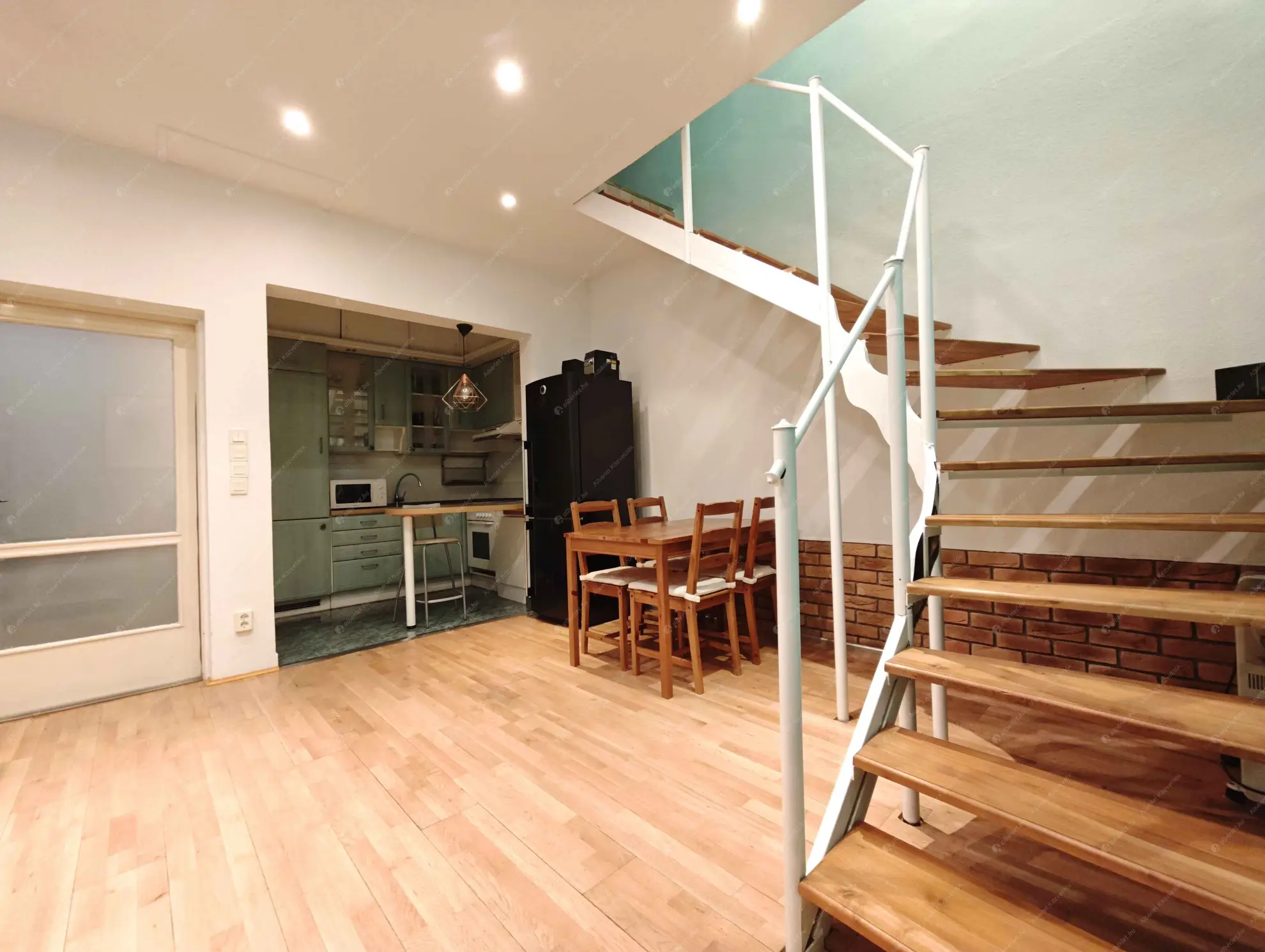 Kiadó albérlet 220000 Ft/hó áron: Budapest, VI. kerület  Damjanich utca. Mérete: 55 nm, 2 szobás | Alberlet.hu - 6632289