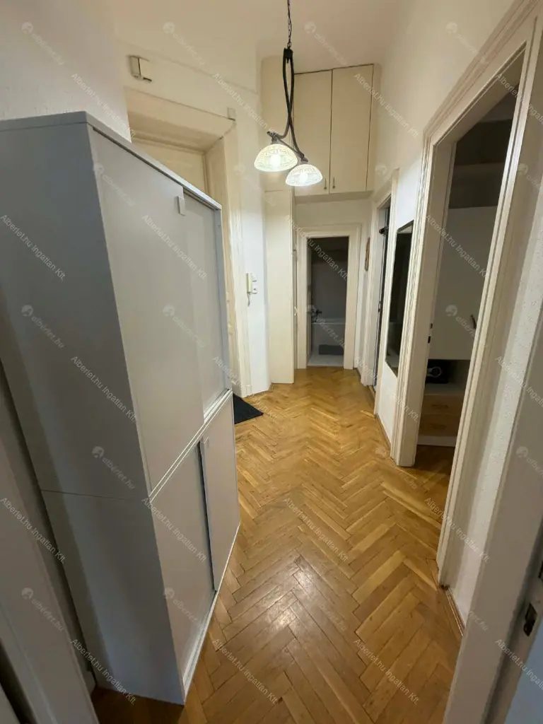 Kiadó albérlet 290000 Ft/hó áron: Budapest, VI. kerület  Délibáb utca. Mérete: 55 nm, 2 szobás | Alberlet.hu - 6732740