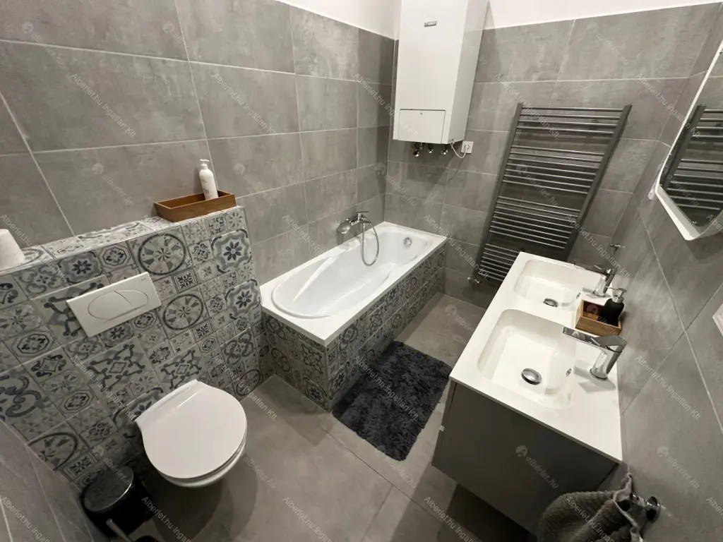 Kiadó albérlet 526000 Ft/hó áron: Budapest, VI. kerület  Dessewffy utca. Mérete: 101 nm, 4 szobás | Alberlet.hu - 6651366