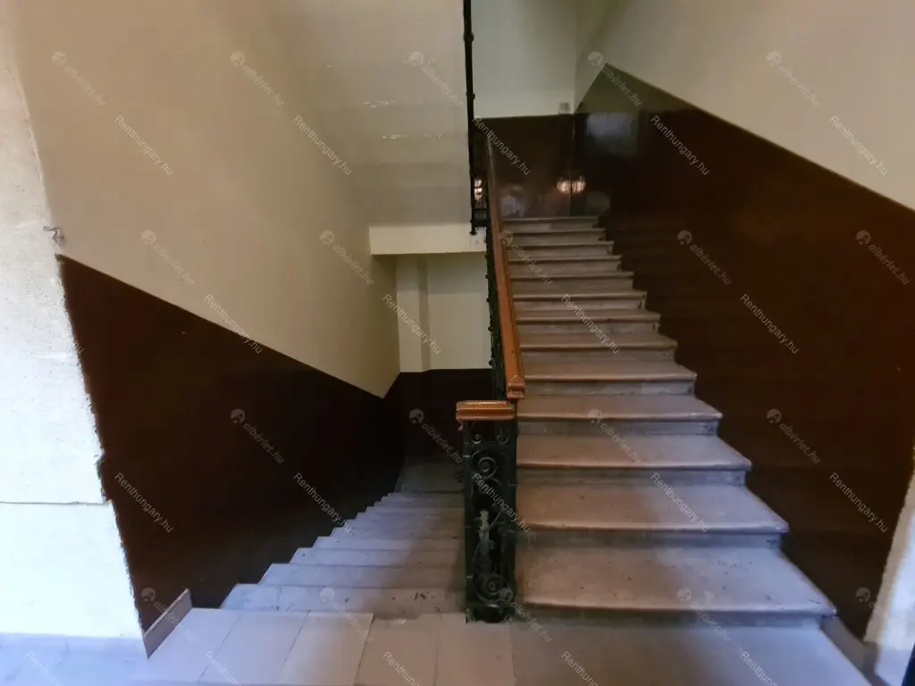 Kiadó albérlet 160000 Ft/hó áron: Budapest, VI. kerület  Dessewffy utca. Mérete: 30 nm, 1 szobás | Alberlet.hu - 6737764