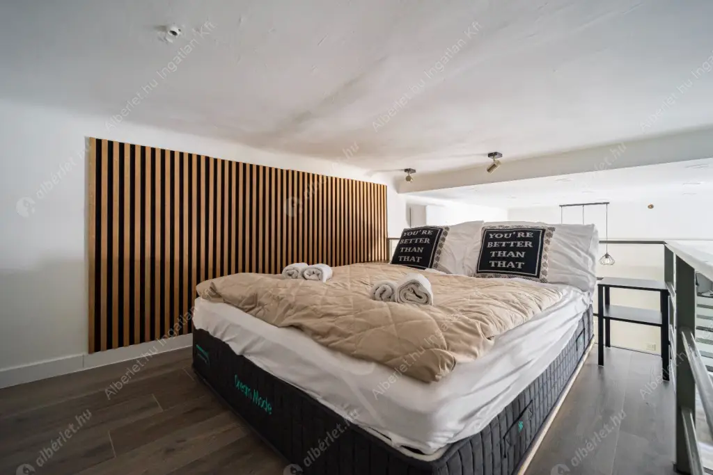 Kiadó albérlet 280000 Ft/hó áron: Budapest, VI. kerület  Dessewffy utca. Mérete: 30 nm, 1 szobás | Alberlet.hu - 6585295