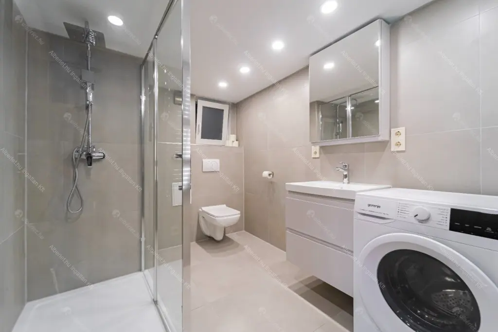 Kiadó albérlet 250000 Ft/hó áron: Budapest, VI. kerület  Dessewffy utca. Mérete: 30 nm, 1 szobás | Alberlet.hu - 6642614