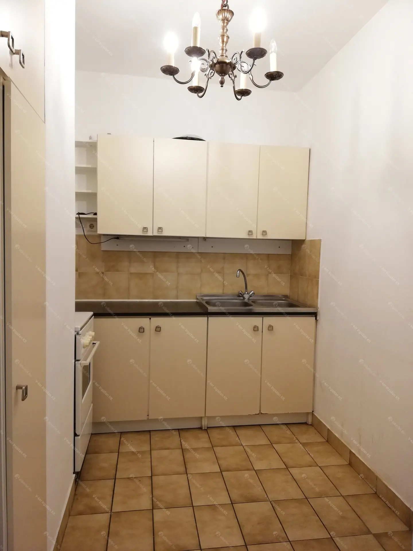 Kiadó albérlet 200000 Ft/hó áron: Budapest, VI. kerület  Dessewffy utca. Mérete: 35 nm, 1 szobás | Alberlet.hu - 5628969