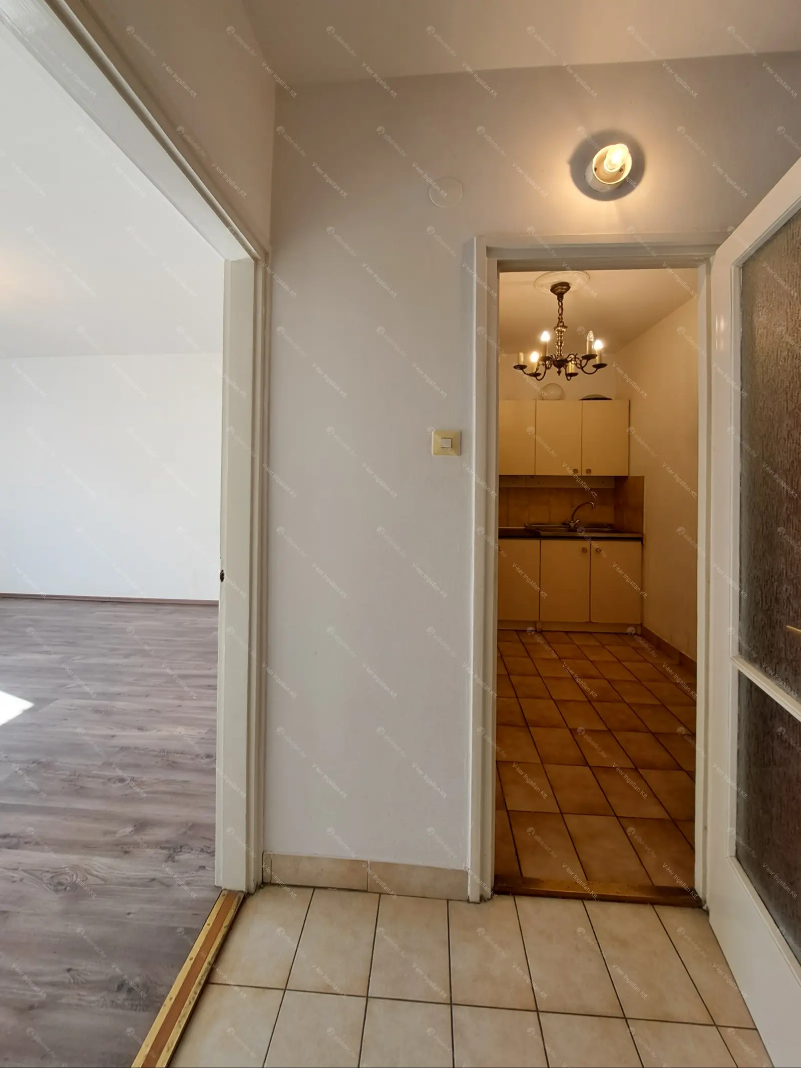 Kiadó albérlet 185000 Ft/hó áron: Budapest, VI. kerület  Dessewffy utca. Mérete: 35 nm, 1 szobás | Alberlet.hu - 6663525