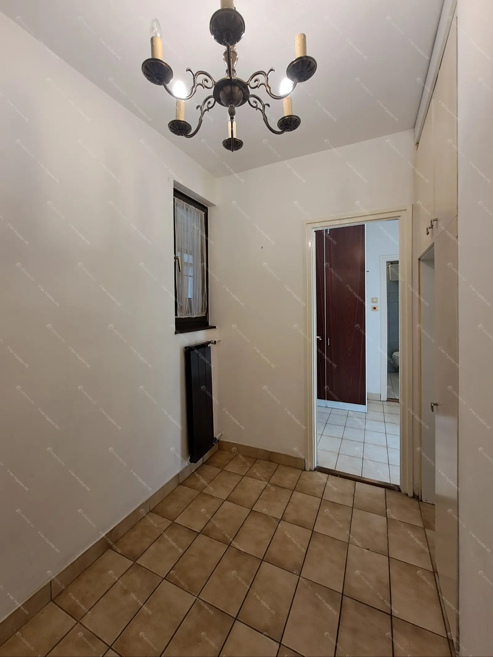 Kiadó albérlet 185000 Ft/hó áron: Budapest, VI. kerület  Dessewffy utca. Mérete: 35 nm, 1 szobás | Alberlet.hu - 6663528