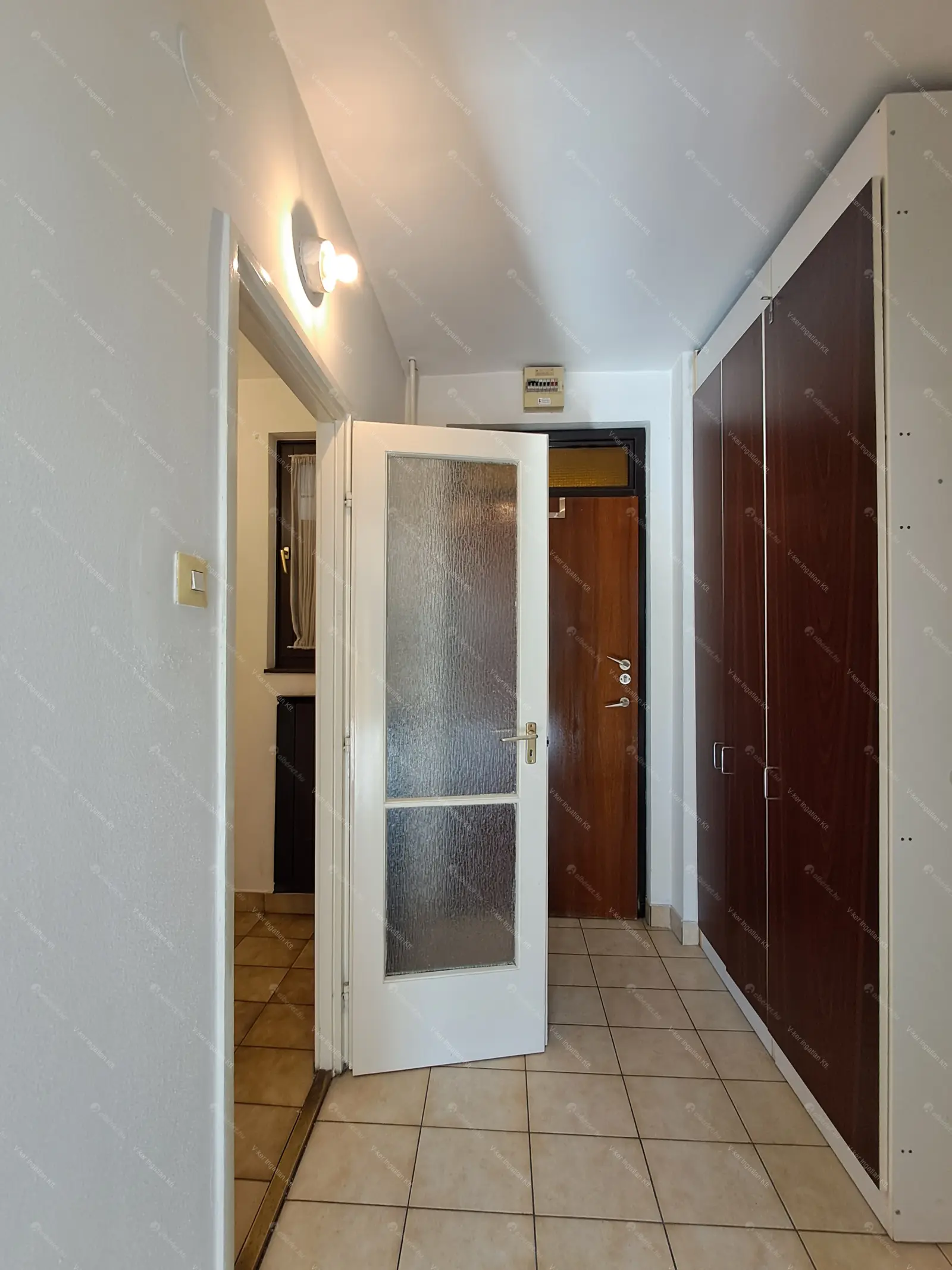 Kiadó albérlet 185000 Ft/hó áron: Budapest, VI. kerület  Dessewffy utca. Mérete: 35 nm, 1 szobás | Alberlet.hu - 6663538