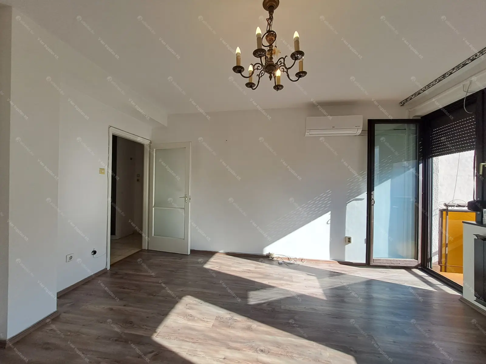 Kiadó albérlet 185000 Ft/hó áron: Budapest, VI. kerület  Dessewffy utca. Mérete: 35 nm, 1 szobás | Alberlet.hu - 6663539