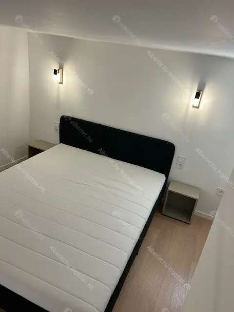 Kiadó albérlet 285000 Ft/hó áron: Budapest, VI. kerület  Dessewffy utca. Mérete: 39 nm, 1 szobás | Alberlet.hu - 6703325