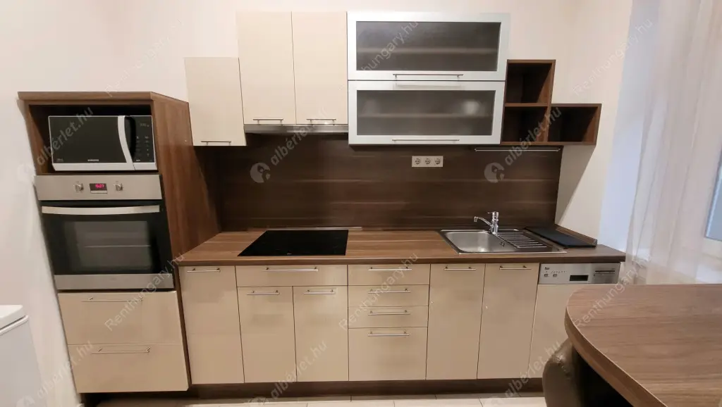 Kiadó albérlet 250000 Ft/hó áron: Budapest, VI. kerület  Dessewffy utca. Mérete: 47 nm, 2 szobás | Alberlet.hu - 6611213