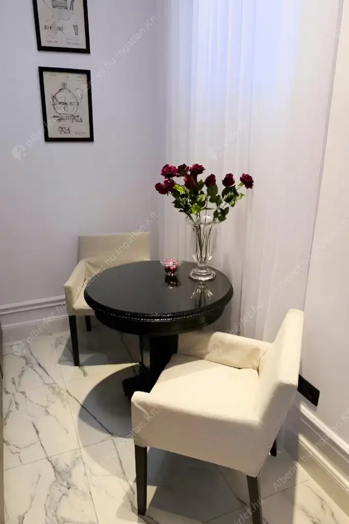 Kiadó albérlet 480000 Ft/hó áron: Budapest, VI. kerület  Dessewffy utca. Mérete: 50 nm, 2 szobás | Alberlet.hu - 6597677