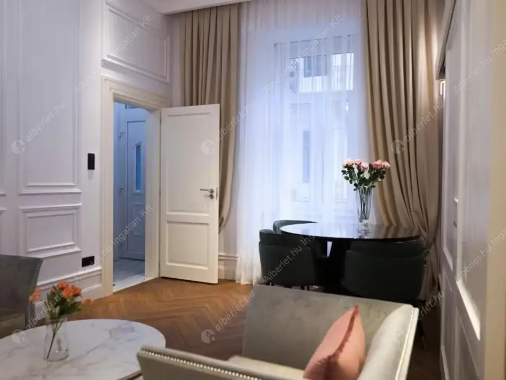 Kiadó albérlet 480000 Ft/hó áron: Budapest, VI. kerület  Dessewffy utca. Mérete: 50 nm, 2 szobás | Alberlet.hu - 6597686