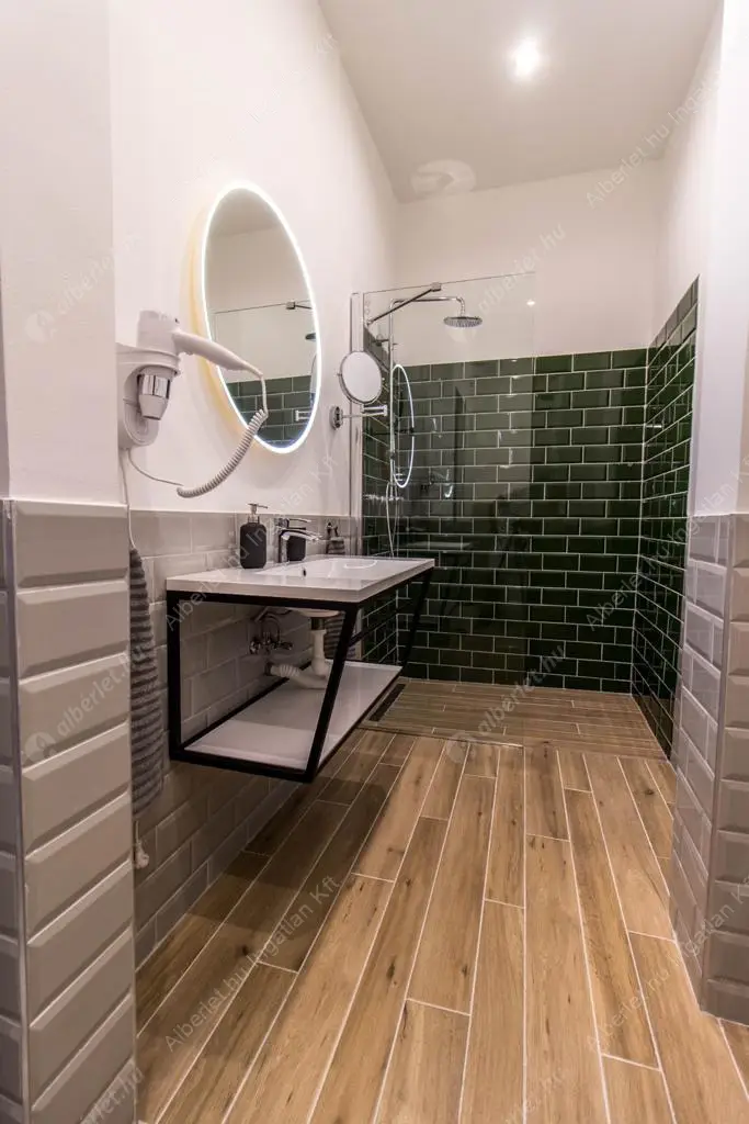 Kiadó albérlet 280000 Ft/hó áron: Budapest, VI. kerület  Dessewffy utca. Mérete: 57 nm, 2 szobás | Alberlet.hu - 6591964