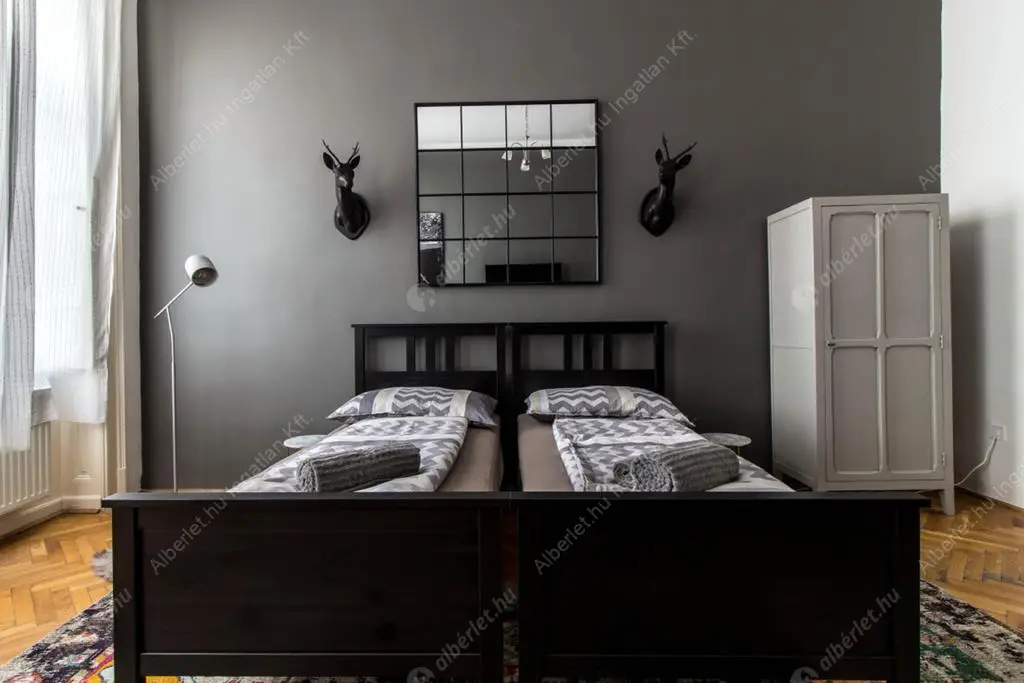 Kiadó albérlet 280000 Ft/hó áron: Budapest, VI. kerület  Dessewffy utca. Mérete: 57 nm, 2 szobás | Alberlet.hu - 6591966