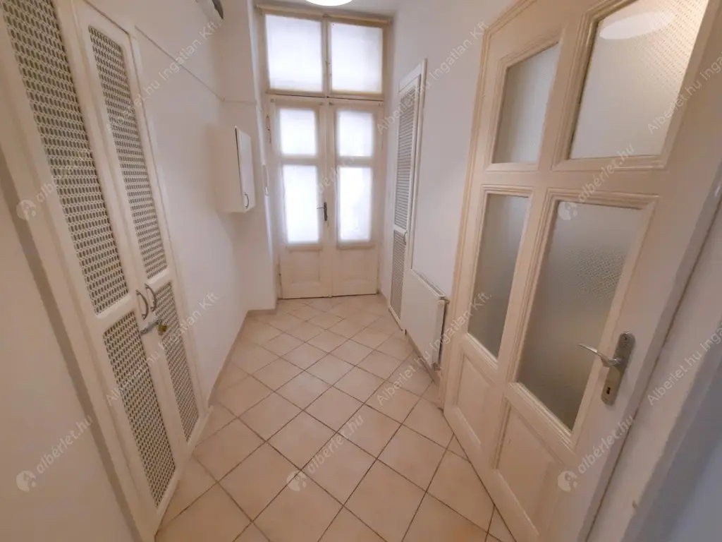 Kiadó albérlet 280000 Ft/hó áron: Budapest, VI. kerület  Dessewffy utca. Mérete: 57 nm, 2 szobás | Alberlet.hu - 6591975