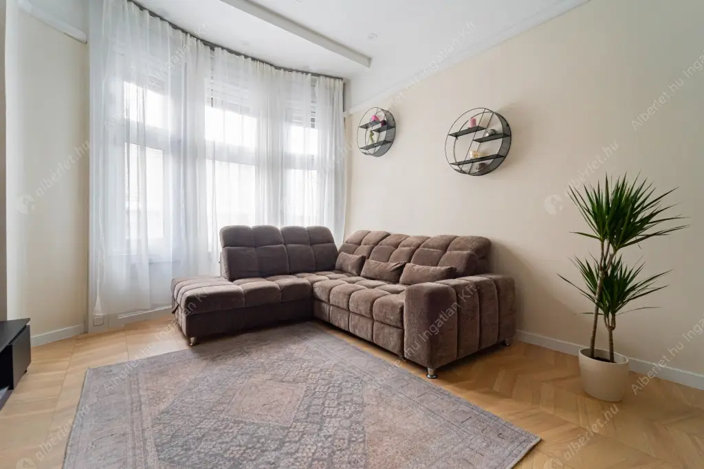 Kiadó albérlet 600000 Ft/hó áron: Budapest, VI. kerület  Dessewffy utca. Mérete: 60 nm, 3 szobás | Alberlet.hu - 6587223