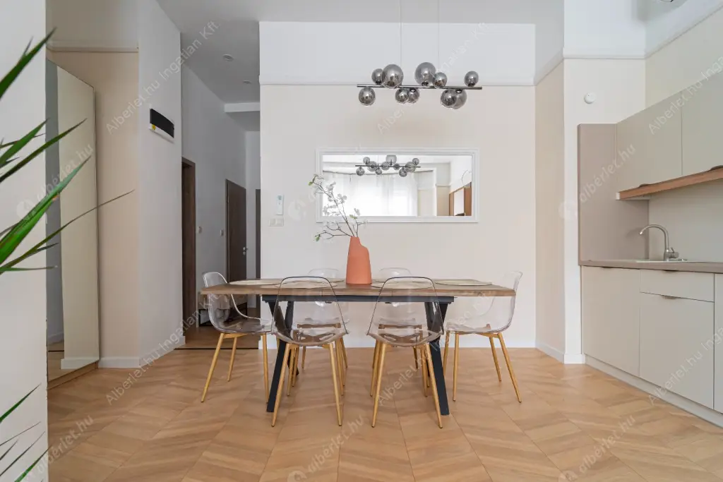 Kiadó albérlet 600000 Ft/hó áron: Budapest, VI. kerület  Dessewffy utca. Mérete: 60 nm, 3 szobás | Alberlet.hu - 6587229