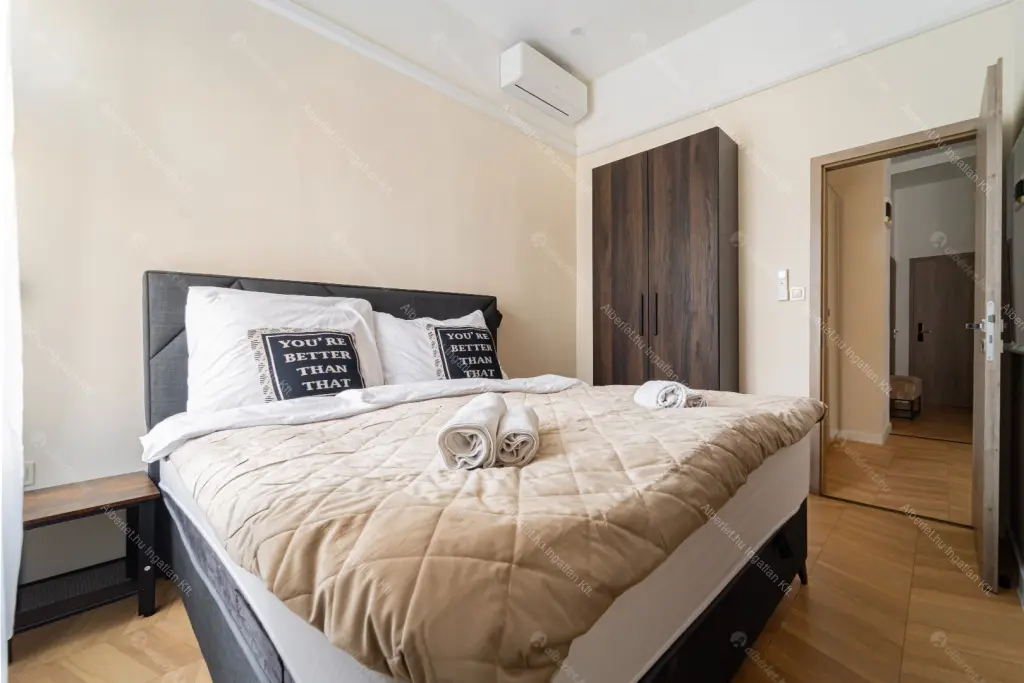 Kiadó albérlet 400000 Ft/hó áron: Budapest, VI. kerület  Dessewffy utca. Mérete: 60 nm, 3 szobás | Alberlet.hu - 6671425