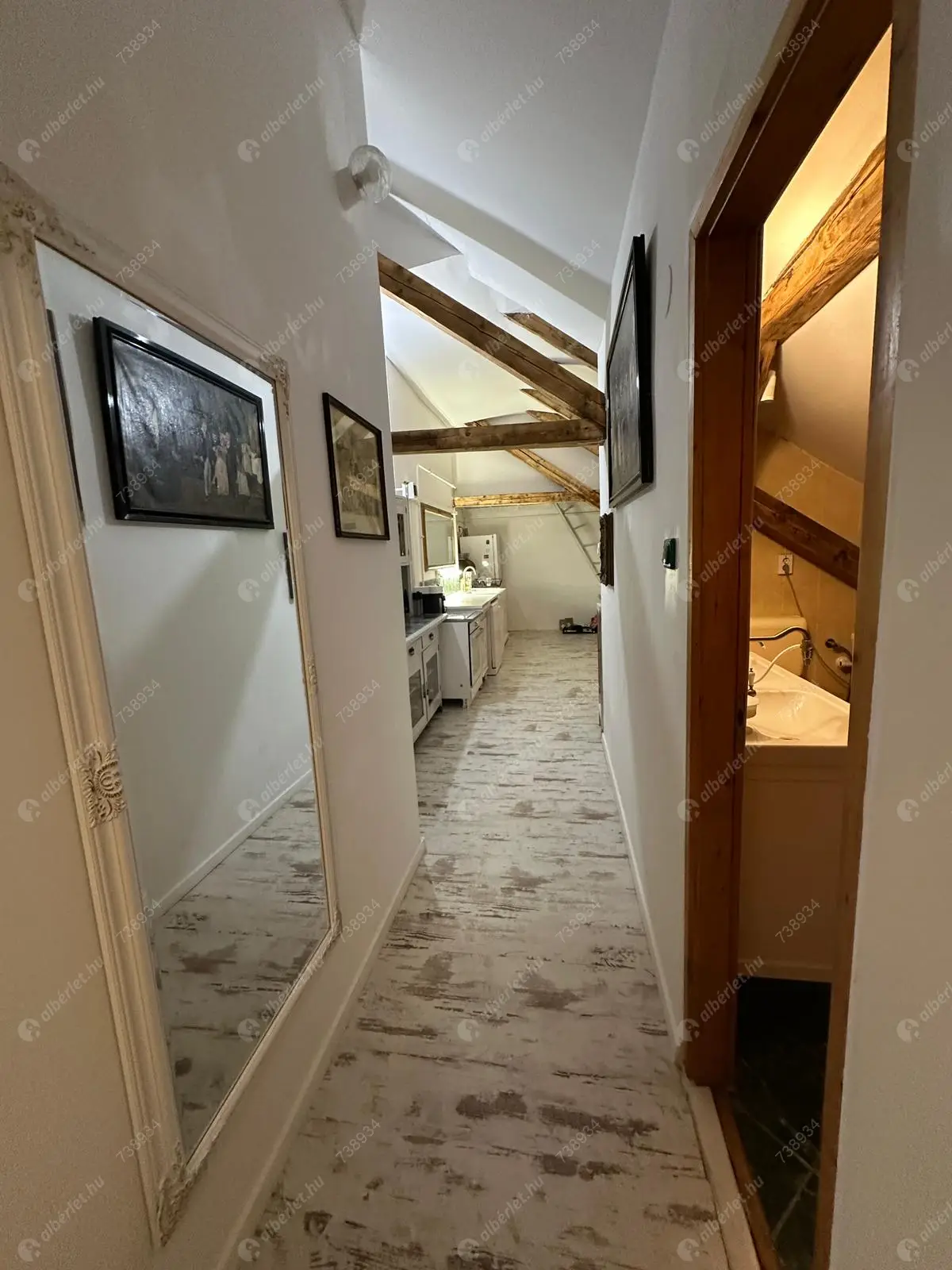 Kiadó albérlet 300000 Ft/hó áron: Budapest, VI. kerület  Dessewffy utca. Mérete: 65 nm, 2 szobás | Alberlet.hu - 6598890