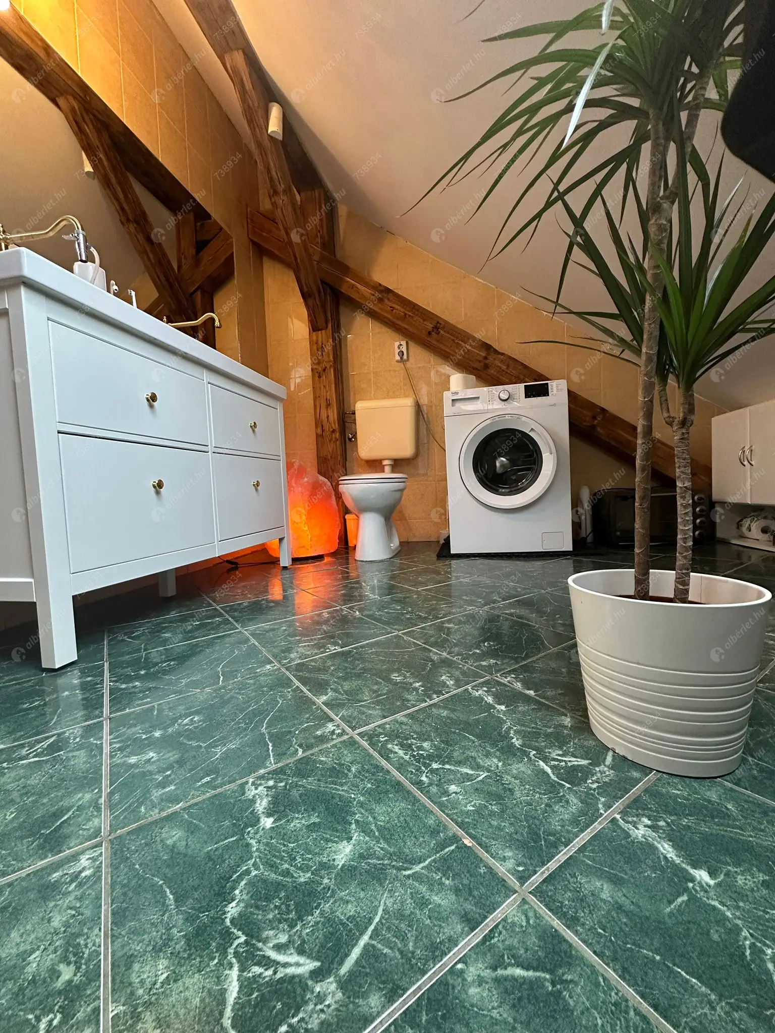 Kiadó albérlet 300000 Ft/hó áron: Budapest, VI. kerület  Dessewffy utca. Mérete: 65 nm, 2 szobás | Alberlet.hu - 6598894