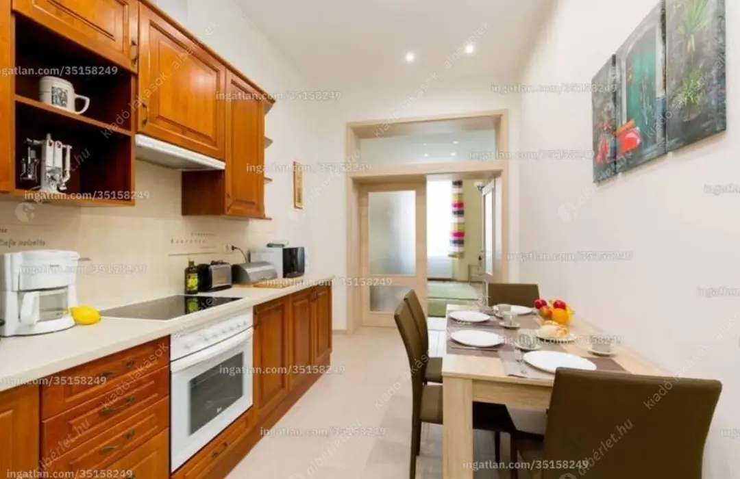 Kiadó albérlet 330000 Ft/hó áron: Budapest, VI. kerület  Dessewffy utca. Mérete: 66 nm, 2 szobás | Alberlet.hu - 6618478