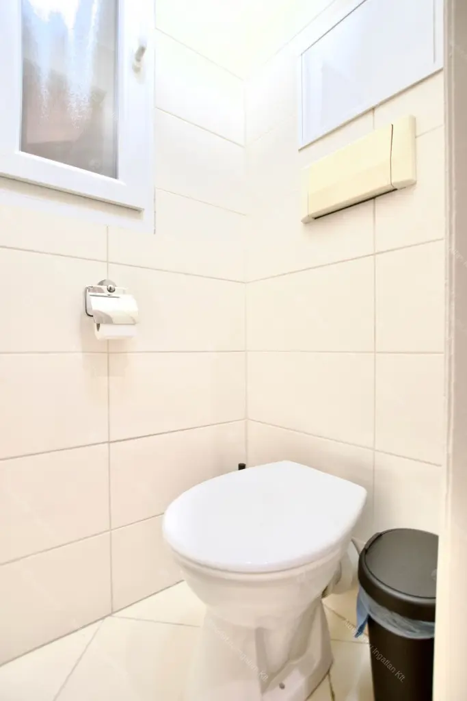 Kiadó albérlet 330000 Ft/hó áron: Budapest, VI. kerület  Dessewffy utca. Mérete: 66 nm, 3 szobás | Alberlet.hu - 6659690