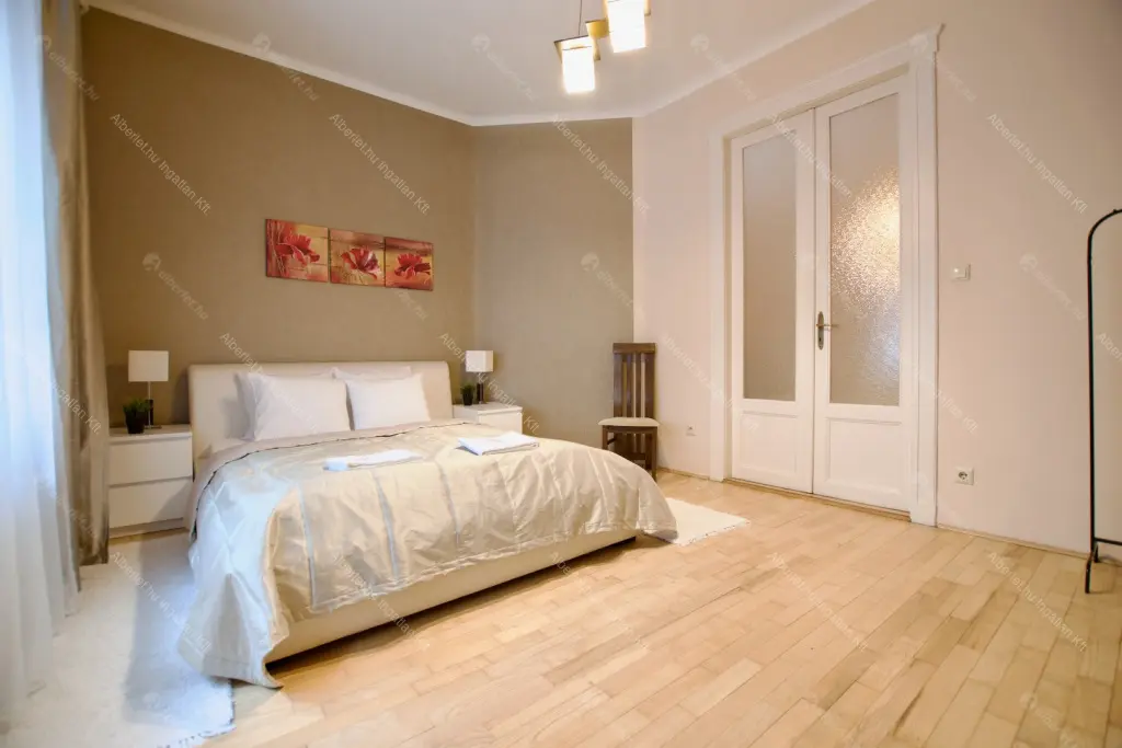 Kiadó albérlet 330000 Ft/hó áron: Budapest, VI. kerület  Dessewffy utca. Mérete: 66 nm, 3 szobás | Alberlet.hu - 6659699