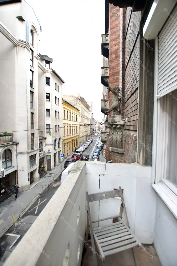 Kiadó albérlet 330000 Ft/hó áron: Budapest, VI. kerület  Dessewffy utca. Mérete: 66 nm, 3 szobás | Alberlet.hu - 6659702