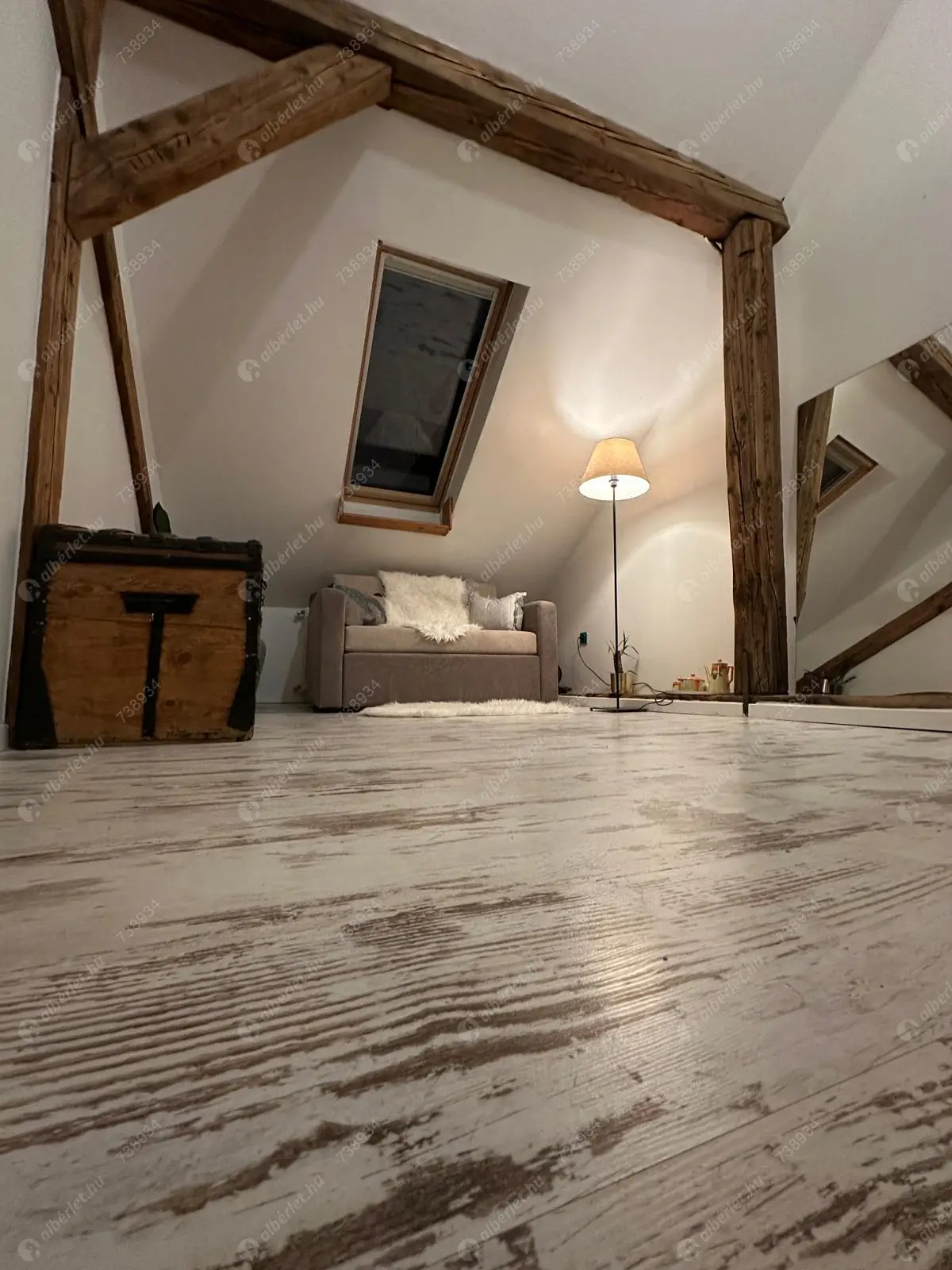 Kiadó albérlet 300000 Ft/hó áron: Budapest, VI. kerület  Dessewffy utca. Mérete: 80 nm, 2 szobás | Alberlet.hu - 6598891