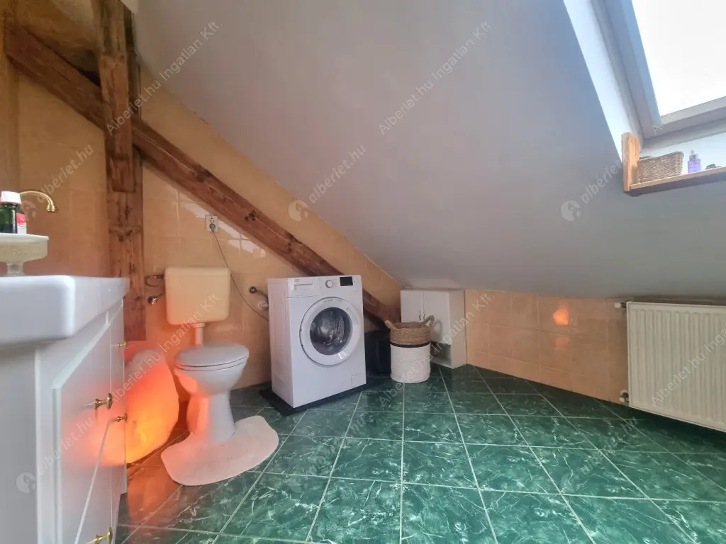 Kiadó albérlet 280000 Ft/hó áron: Budapest, VI. kerület  Dessewffy utca. Mérete: 80 nm, 3 szobás | Alberlet.hu - 6603195