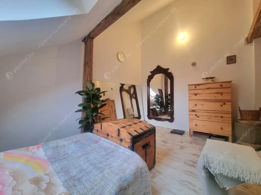 Kiadó albérlet 280000 Ft/hó áron: Budapest, VI. kerület  Dessewffy utca. Mérete: 80 nm, 3 szobás | Alberlet.hu - 6603198