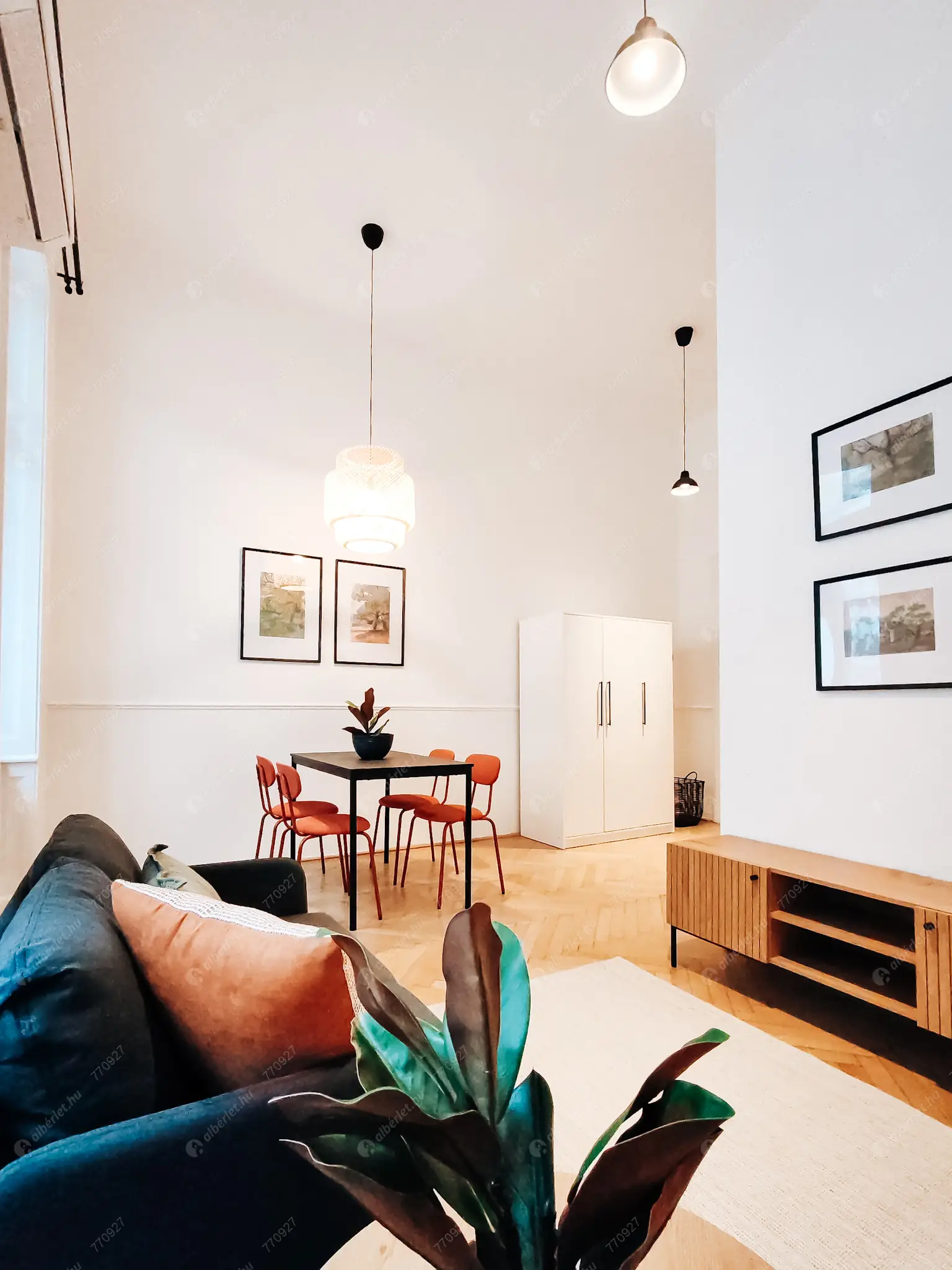 Kiadó albérlet 230000 Ft/hó áron: Budapest, VI. kerület   Eötvös utca . Mérete: 41 nm, 1 szobás | Alberlet.hu - 6581070