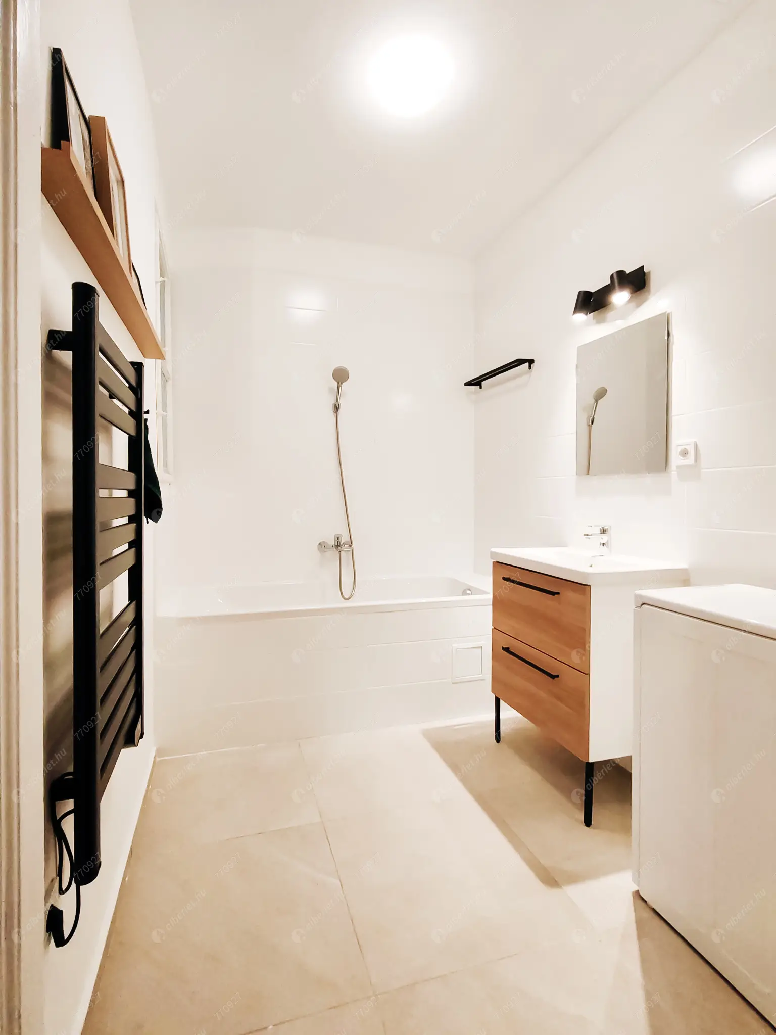 Kiadó albérlet 230000 Ft/hó áron: Budapest, VI. kerület   Eötvös utca . Mérete: 41 nm, 1 szobás | Alberlet.hu - 6581079