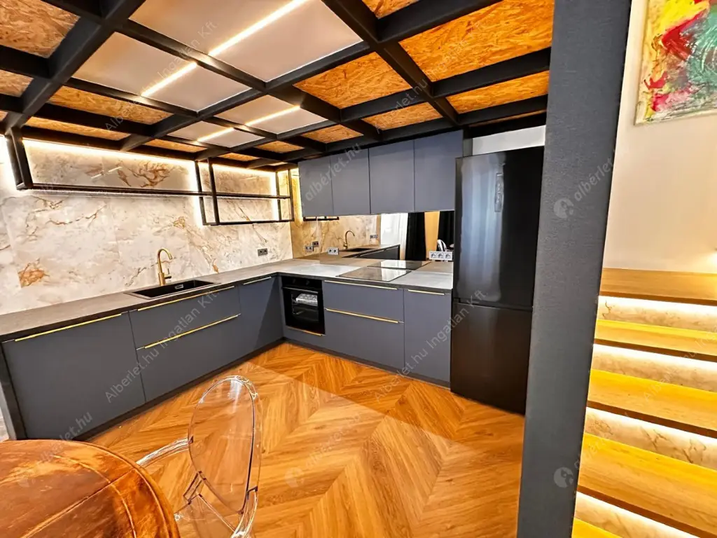 Kiadó albérlet 740000 Ft/hó áron: Budapest, VI. kerület  Eötvös utca. Mérete: 75 nm, 3 szobás | Alberlet.hu - 6615654