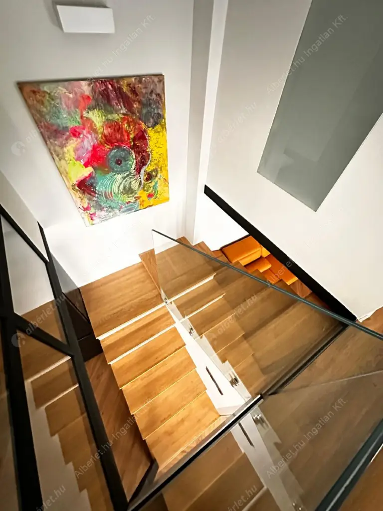 Kiadó albérlet 740000 Ft/hó áron: Budapest, VI. kerület  Eötvös utca. Mérete: 75 nm, 3 szobás | Alberlet.hu - 6615659