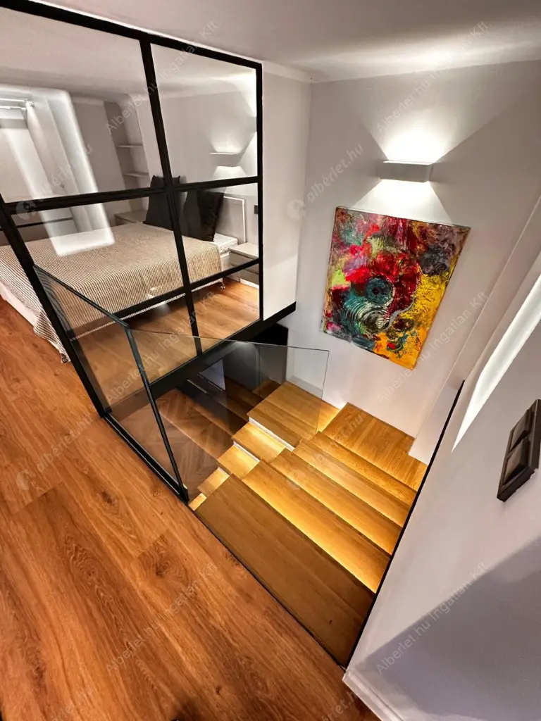 Kiadó albérlet 740000 Ft/hó áron: Budapest, VI. kerület  Eötvös utca. Mérete: 75 nm, 3 szobás | Alberlet.hu - 6615661