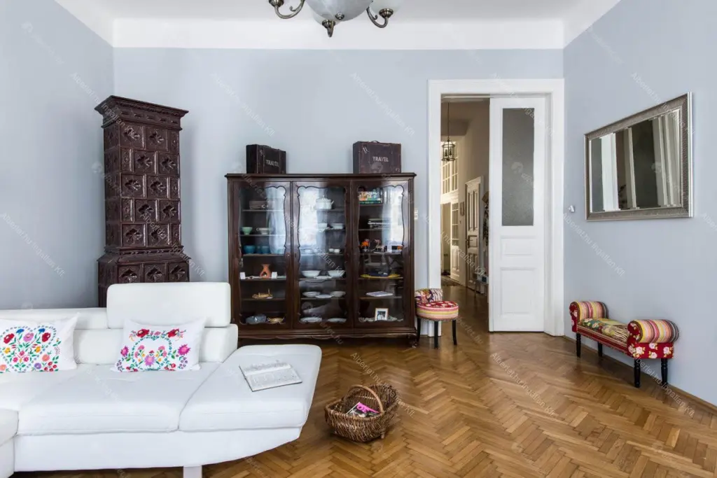 Kiadó albérlet 322000 Ft/hó áron: Budapest, VI. kerület  Eötvös utca. Mérete: 78 nm, 2 szobás | Alberlet.hu - 6646224