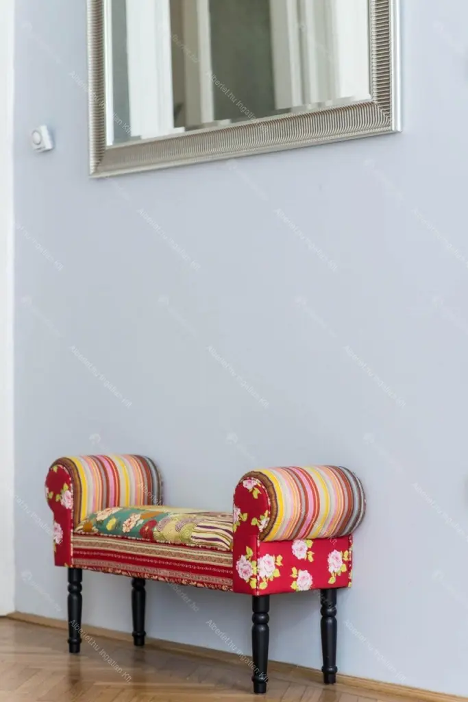 Kiadó albérlet 322000 Ft/hó áron: Budapest, VI. kerület  Eötvös utca. Mérete: 78 nm, 2 szobás | Alberlet.hu - 6646225