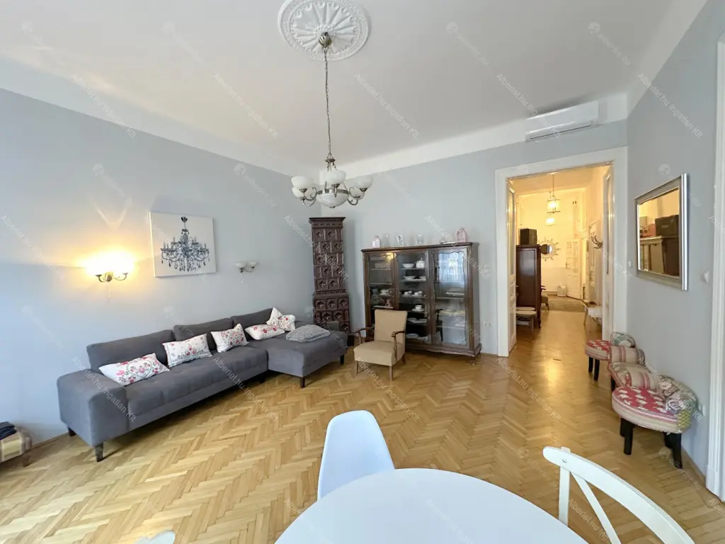 Kiadó albérlet 273000 Ft/hó áron: Budapest, VI. kerület  Eötvös utca. Mérete: 78 nm, 2 szobás | Alberlet.hu - 6682430