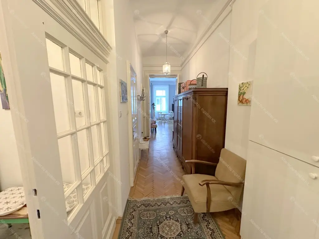 Kiadó albérlet 273000 Ft/hó áron: Budapest, VI. kerület  Eötvös utca. Mérete: 78 nm, 2 szobás | Alberlet.hu - 6682437