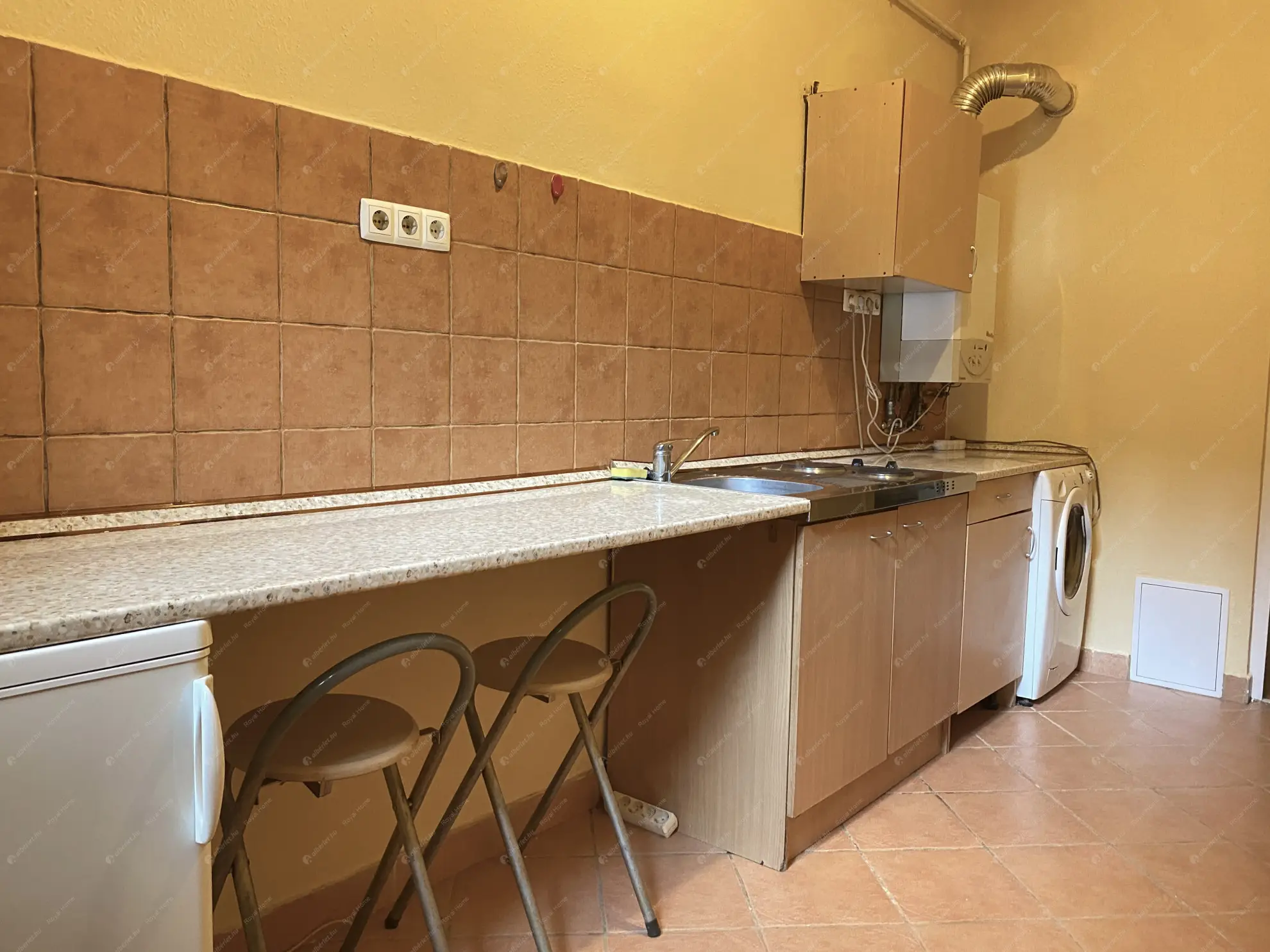 Kiadó albérlet 170000 Ft/hó áron: Budapest, VI. kerület  Felső erdősor. Mérete: 30 nm, 1 szobás | Alberlet.hu - 6572056