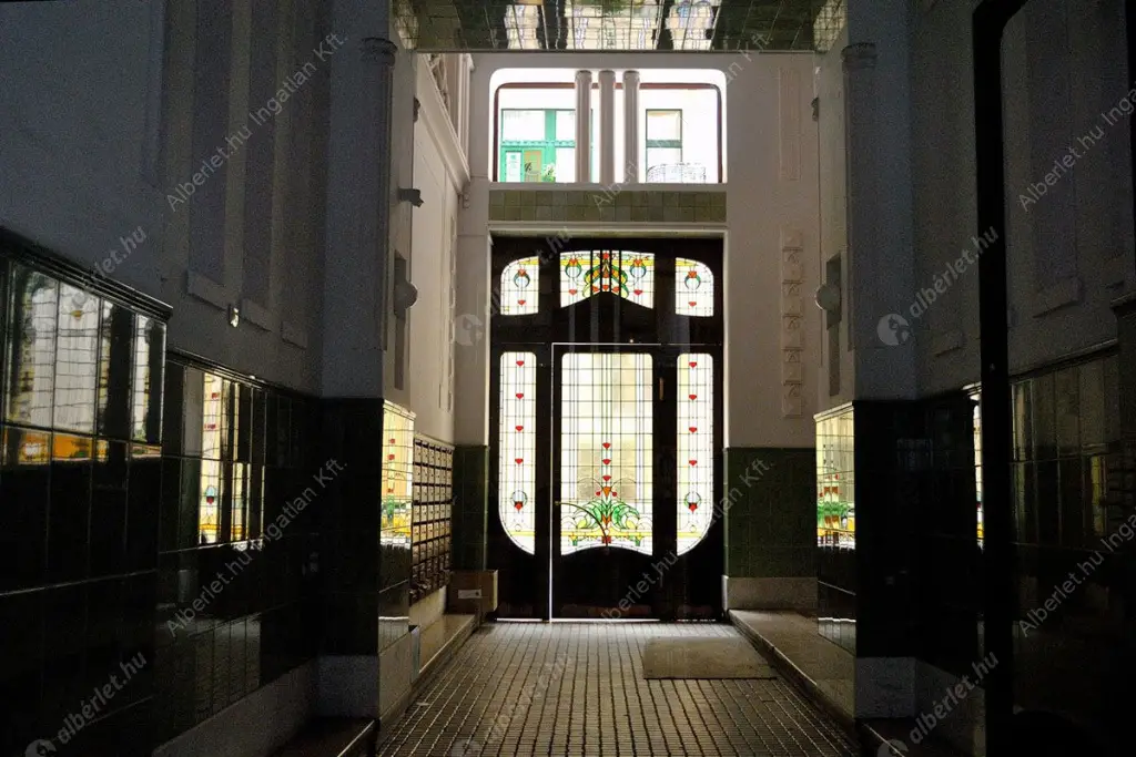 Kiadó albérlet 912000 Ft/hó áron: Budapest, VI. kerület  Hajós utca. Mérete: 120 nm, 4 szobás | Alberlet.hu - 6636962