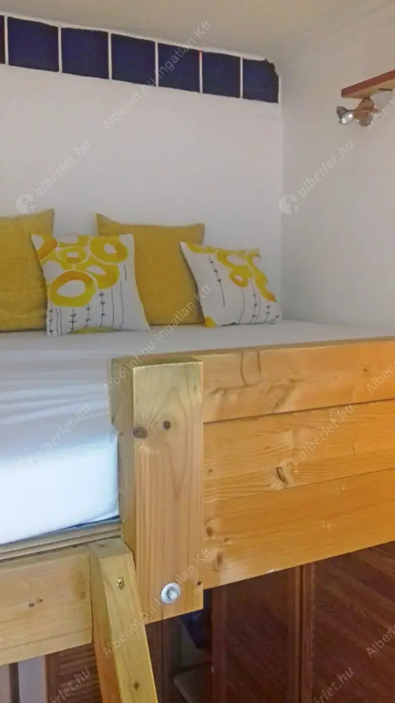 Kiadó albérlet 250000 Ft/hó áron: Budapest, VI. kerület  Hajós utca. Mérete: 35 nm, 1 szobás | Alberlet.hu - 6518041