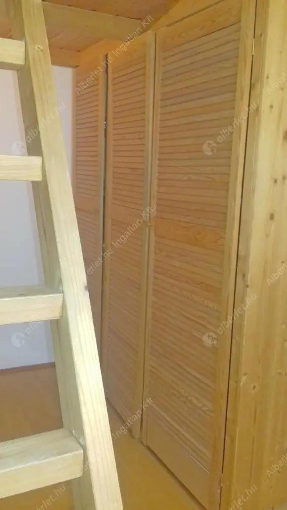 Kiadó albérlet 250000 Ft/hó áron: Budapest, VI. kerület  Hajós utca. Mérete: 35 nm, 1 szobás | Alberlet.hu - 6518043