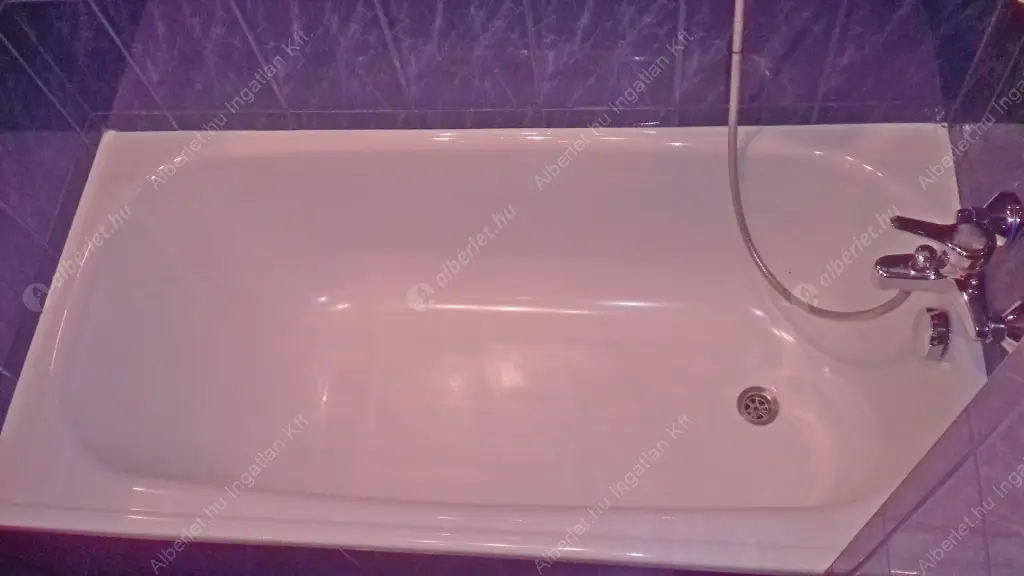 Kiadó albérlet 250000 Ft/hó áron: Budapest, VI. kerület  Hajós utca. Mérete: 35 nm, 1 szobás | Alberlet.hu - 6518047