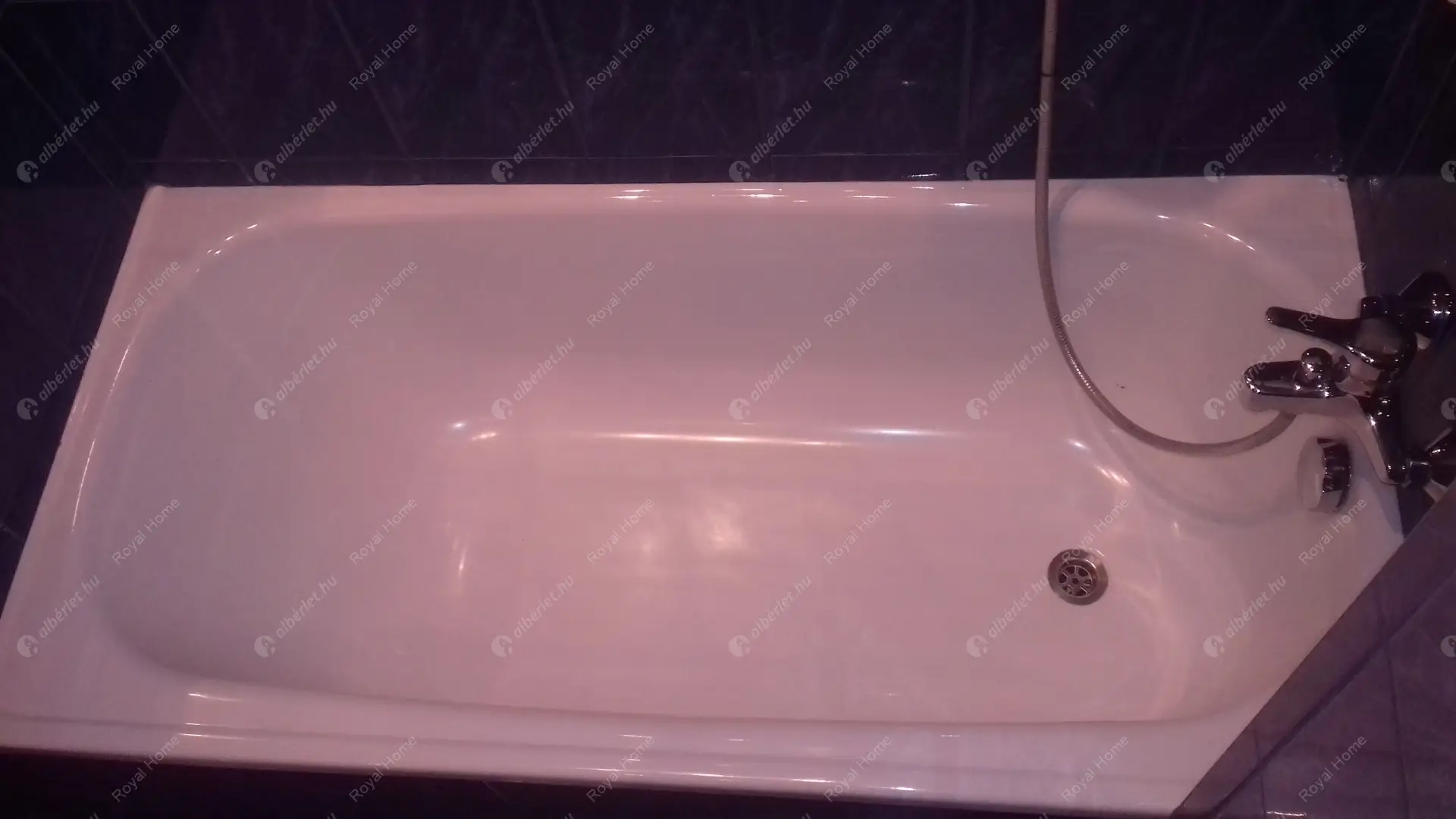 Kiadó albérlet 230000 Ft/hó áron: Budapest, VI. kerület  Hajós utca. Mérete: 35 nm, 1 szobás | Alberlet.hu - 6525574