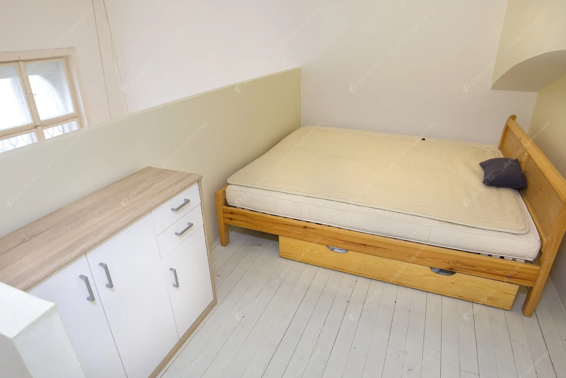 Kiadó albérlet 260000 Ft/hó áron: Budapest, VI. kerület  Hajós utca. Mérete: 40 nm, 2 szobás | Alberlet.hu - 6587466