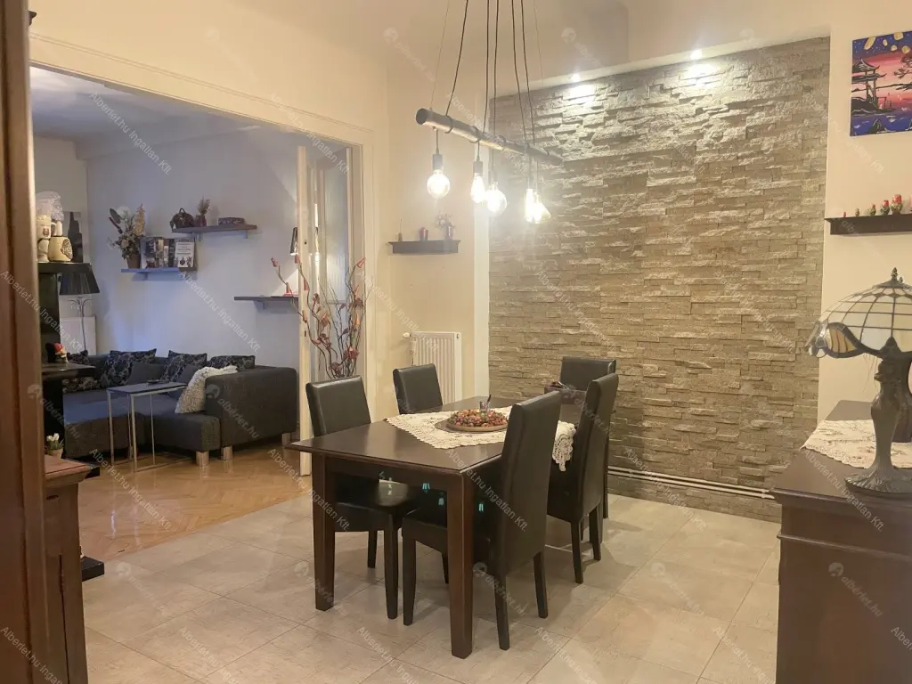 Kiadó albérlet 416000 Ft/hó áron: Budapest, VI. kerület  Hajós utca. Mérete: 75 nm, 3 szobás | Alberlet.hu - 6654667